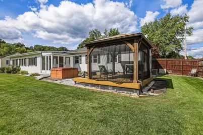 15 Somerset St, East Longmeadow, MA 01028 - Photo 7