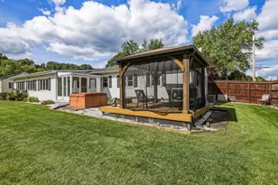 15 Somerset St, East Longmeadow, MA 01028 - Photo 7