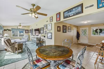 15 Somerset St, East Longmeadow, MA 01028 - Photo 15