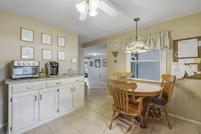 15 Somerset St, East Longmeadow, MA 01028 - Photo 21