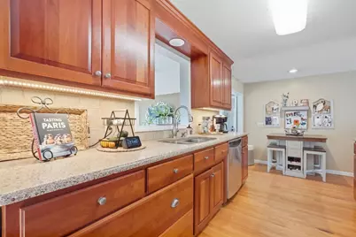 36 Decorie Dr, Wilbraham, MA 01095 - Photo 11