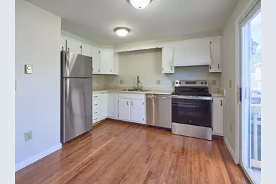 270 Sunderland Rd #40, Worcester, MA 01604 - Photo 5
