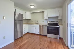 270 Sunderland Rd, Worcester, MA 01604 - Photo 5