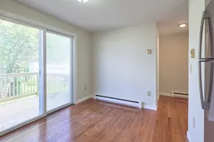 270 Sunderland Rd, Worcester, MA 01604 - Photo 7