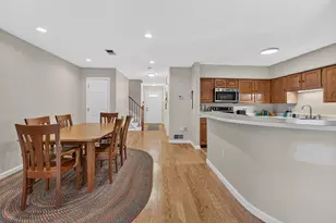 18 Indian Hill Ln, Salem, MA 01970 - Photo 1