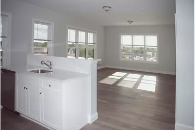 760 Washington St #404, Stoughton, MA 02072 - Photo 5