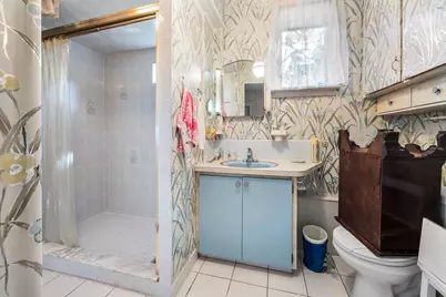36 Columbia St, Brookline, MA 02446 - Photo 13