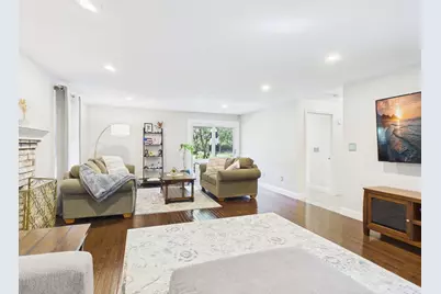 172 Landry Ave, North Attleboro, MA 02760 - Photo 5