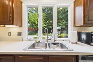 172 Landry Ave, North Attleboro, MA 02760 - Photo 9