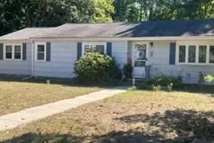 14 Grayland Rd, Lynnfield, MA 01940 - Photo 1