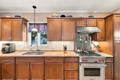 16 Churchill Place, Lynn, MA 01902 - Photo 7