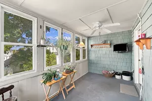 16 Churchill Pl, Lynn, MA 01902 - Photo 35