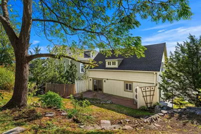 17 Cottage Street, Marblehead, MA 01945 - Photo 13