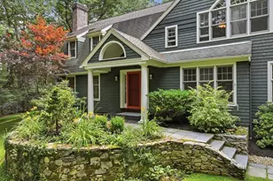 18 Village Green Ln, Holden, MA 01520 - Photo 1