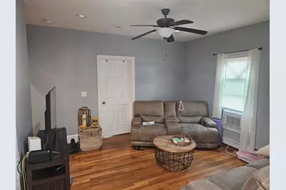 205 Stackpole  Street, Lowell, MA 01852 - Photo 7