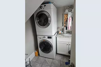 205 Stackpole  Street, Lowell, MA 01852 - Photo 9