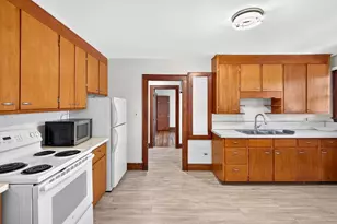 9-13 Nathan Rd, Waltham, MA 02453 - Photo 19