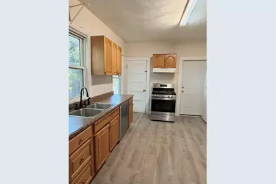 36-38 Hancock St #1, Malden, MA 02148 - Photo 5