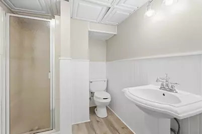 105 Edward St, Agawam, MA 01001 - Photo 37