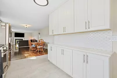 105 Edward St, Agawam, MA 01001 - Photo 11