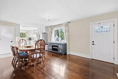 105 Edward St, Agawam, MA 01001 - Photo 17
