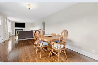 105 Edward St, Agawam, MA 01001 - Photo 15