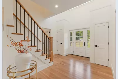 472 Summer Avenue, Reading, MA 01867 - Photo 3