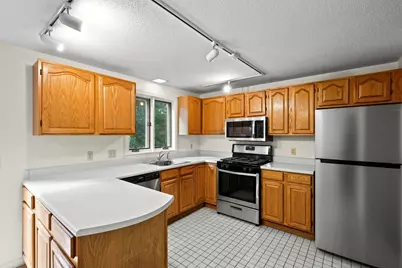 55 Littleton Road #2E, Ayer, MA 01432 - Photo 3