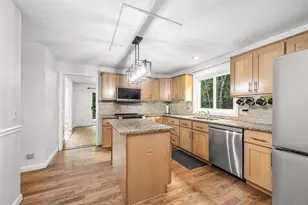 72 Mountain View Dr, Belchertown, MA 01007 - Photo 17