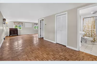 37 Chipaway Rd, Freetown, MA 02717 - Photo 9