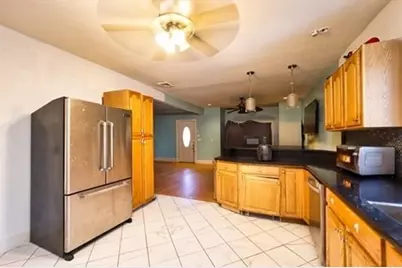355 Peckham St, Fall River, MA 02724 - Photo 5