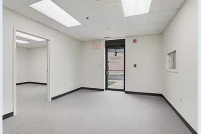 65 Parker St #9, Newburyport, MA 01950 - Photo 9