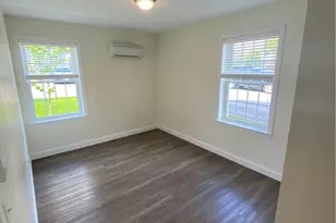 43 Saunders St, North Andover, MA 01845 - Photo 3