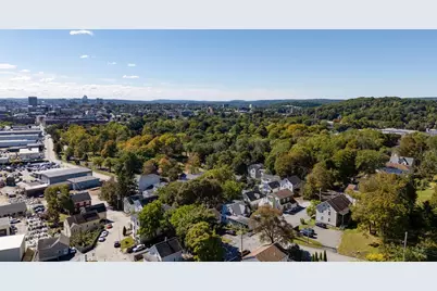 22 Byron St, Worcester, MA 01605 - Photo 33