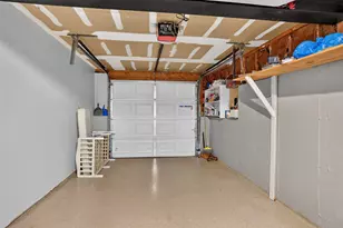 22 Byron St, Worcester, MA 01605 - Photo 21