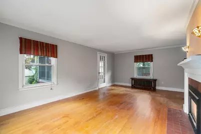 43 Winsor St, Ludlow, MA 01056 - Photo 17