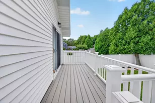 72 Arcadia Ave, Waltham, MA 02452 - Photo 35