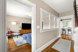 47 Sanford St, Melrose, MA 02176 - Photo 7
