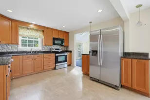88 Darren Dr, Brockton, MA 02301 - Photo 5