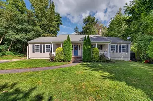 550 South St, Somerset, MA 02726 - Photo 1