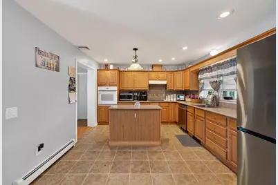 550 South St, Somerset, MA 02726 - Photo 9