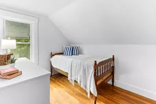 30 Cottage St, Medway, MA 02053 - Photo 11