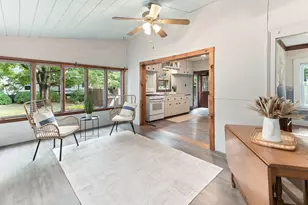 30 Cottage St, Medway, MA 02053 - Photo 19