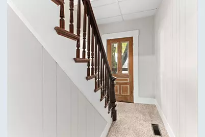 30 Cottage St, Medway, MA 02053 - Photo 9