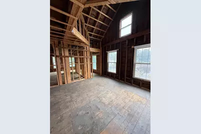 151 S Main St, Orange, MA 01364 - Photo 15
