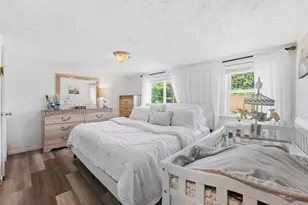 68 Alhambra Cir N, Agawam, MA 01001 - Photo 23