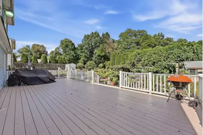 68 Alhambra Cir N, Agawam, MA 01001 - Photo 31