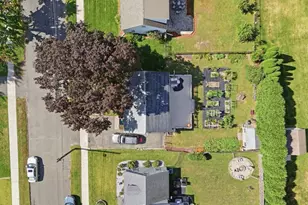 68 Alhambra Cir N, Agawam, MA 01001 - Photo 39