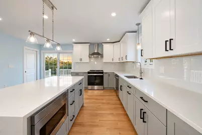 580 Broad St #2A, Bridgewater, MA 02324 - Photo 9
