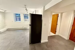 7 Thacher Ct, Boston, MA 02113 - Photo 7